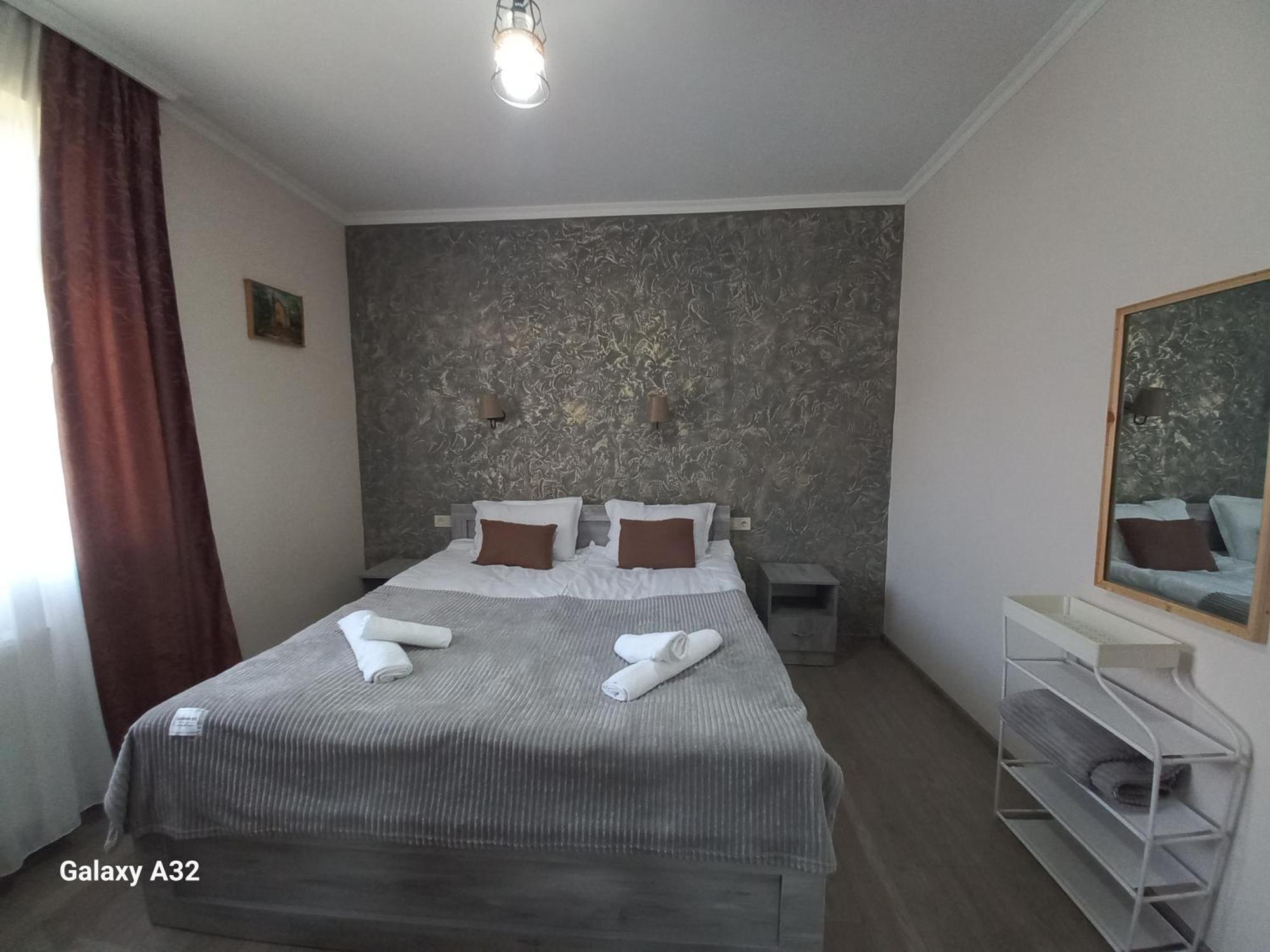 Ninama Hotel Mestia Room photo